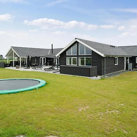 Сasa de vacaciones Gorgeous In With Sauna